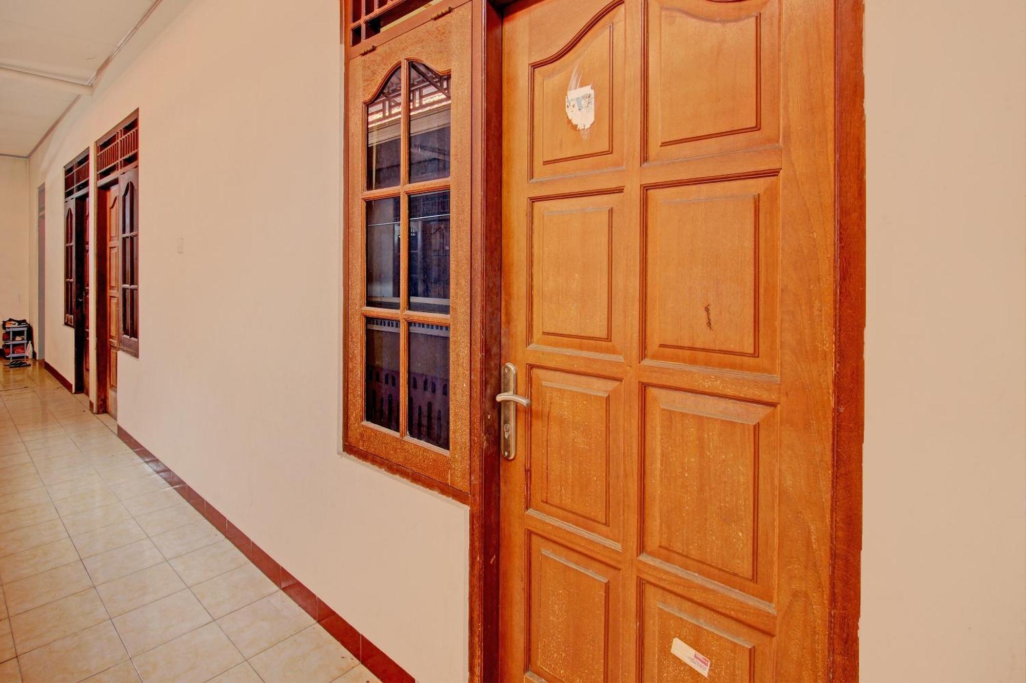 Spot On 92434 Puri Kasih Syariah Surakarta (Solo)